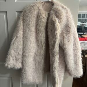 Faux fur, cream with hint of pale pink